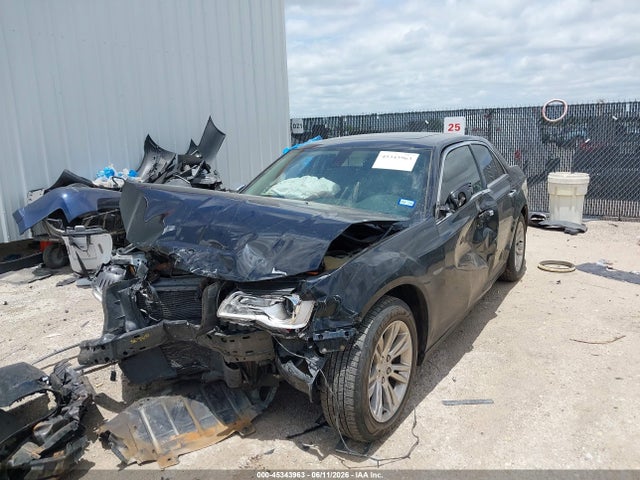 2016 Chrysler 300c მანქანა იყიდება აუქციონზე, vin: 2C3CCAEG0GH320414, აუქციონის ნომერი: 45343963