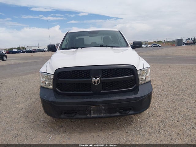 1C6RR7KG2JS315864 RAM 1500 Tradesman 4x4 5&#039;7 Box