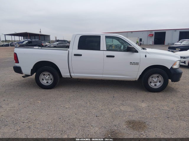 1C6RR7KG2JS315864 RAM 1500 Tradesman 4x4 5&#039;7 Box