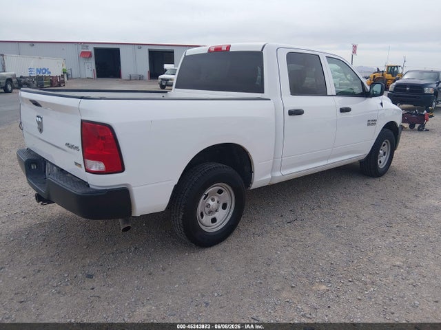 1C6RR7KG2JS315864 RAM 1500 Tradesman 4x4 5&#039;7 Box