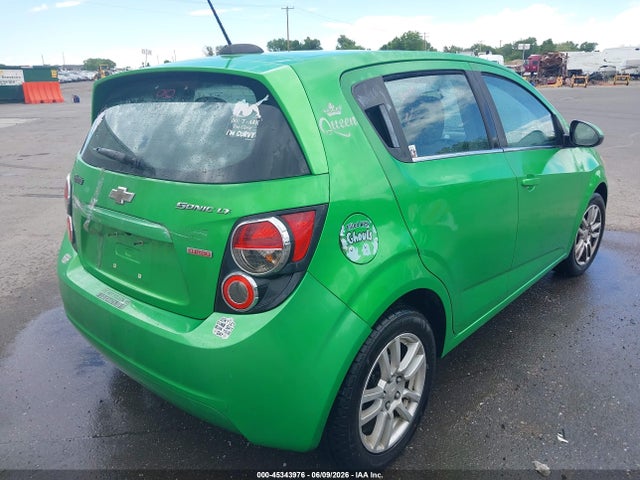 Aukcja sprzedaży 2015 Chevrolet Sonic Lt Auto, vin: 1G1JC6SB1F4139688, numer aukcji: 45343976