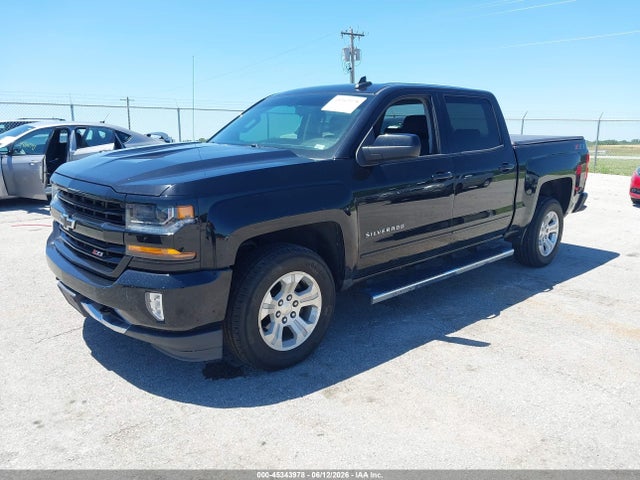 Продаж на аукціоні авто 2018 Chevrolet Silverado 1500 2lt, vin: 3GCUKRECXJG643729, номер лоту: 45343978