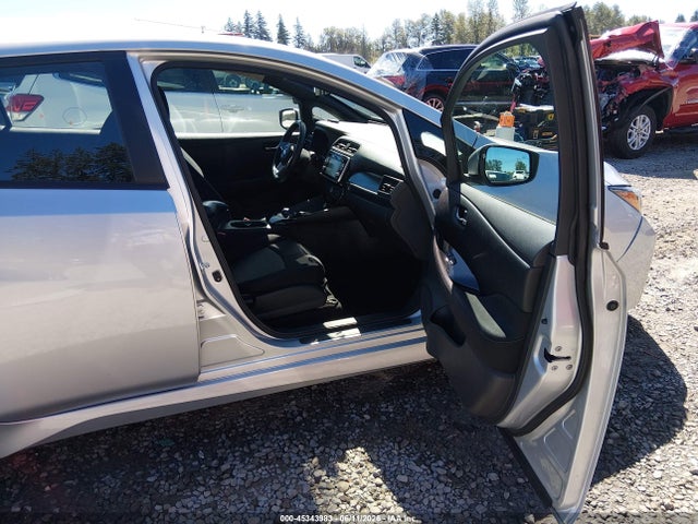 Nissan LEAF SV 2018 1N4AZ1CP7JC306160 Image 5