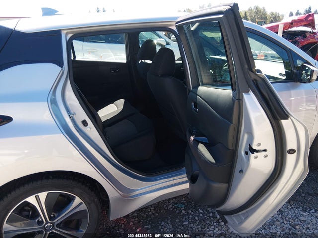 Nissan LEAF SV 2018 1N4AZ1CP7JC306160 Image 8