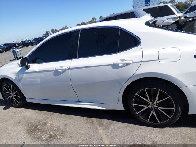 4T1G11AK1NU628730 Toyota CAMRY SE