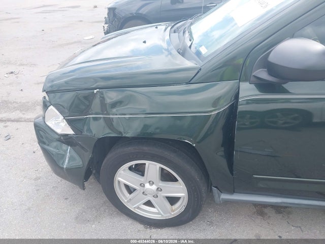 45344026 :رقم المزاد ، 1J4NT4FB1AD612242 vin ، 2010 Jeep Compass Sport مزاد بيع