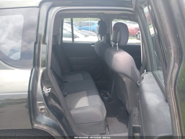 45344026 :رقم المزاد ، 1J4NT4FB1AD612242 vin ، 2010 Jeep Compass Sport مزاد بيع