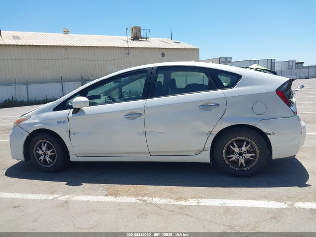 45344030 :رقم المزاد ، JTDKN3DP9D3044568 vin ، 2013 Toyota Prius Plug-in مزاد بيع