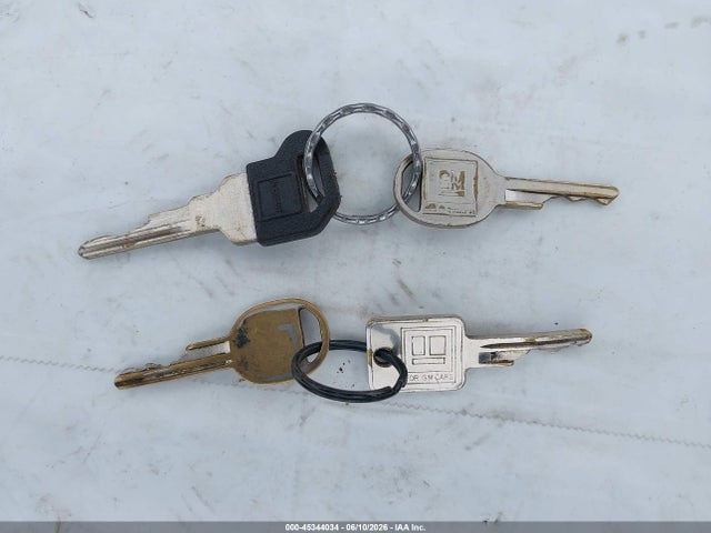 Продажа на аукционе авто 1991 Chevrolet Gmt-400 C1500, vin: 1GCDC14K2ME184330, номер лота: 45344034