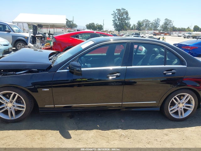 Aukcja sprzedaży 2012 Mercedes-benz C 250 Sport, vin: WDDGF4HB1CR220568, numer aukcji: 45344073