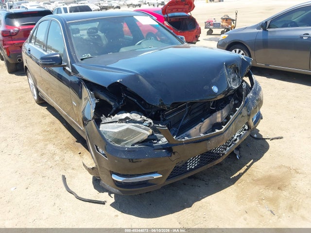 Aukcja sprzedaży 2012 Mercedes-benz C 250 Sport, vin: WDDGF4HB1CR220568, numer aukcji: 45344073