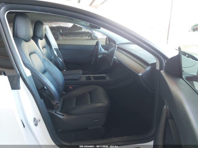 45344081 :رقم المزاد ، 7SAYGDEE4NF402996 vin ، 2022 Tesla Model Y Long Range Dual Motor All-wheel Drive مزاد بيع