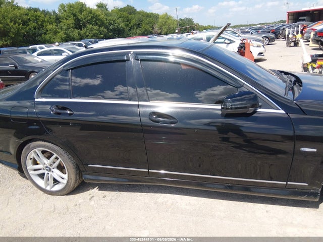 Aukcja sprzedaży 2012 Mercedes-benz C 250 Luxury/sport, vin: WDDGF4HB1CA599652, numer aukcji: 45344101
