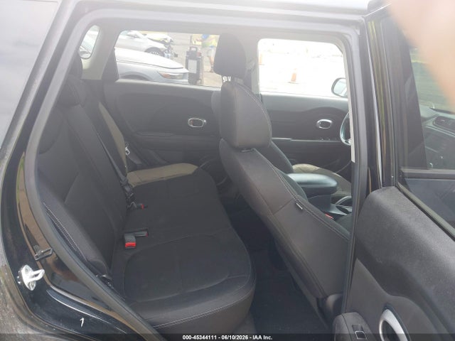 45344111 :رقم المزاد ، KNDJN2A26H7502029 vin ، 2017 Kia Soul مزاد بيع