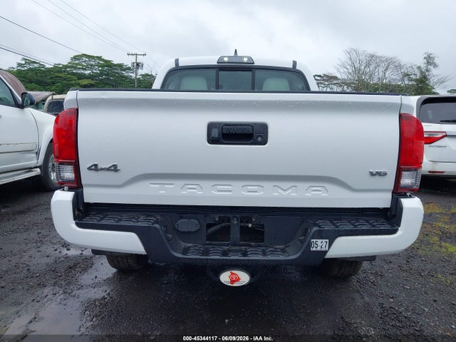 45344117 :رقم المزاد ، 3TMCZ5AN9JM127208 vin ، 2018 Toyota Tacoma Sr V6 مزاد بيع