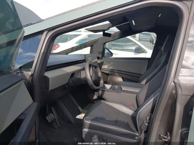 Продаж на аукціоні авто 2025 Tesla Cybertruck All-wheel Drive, vin: 7G2CEHED0SA081332, номер лоту: 45344139