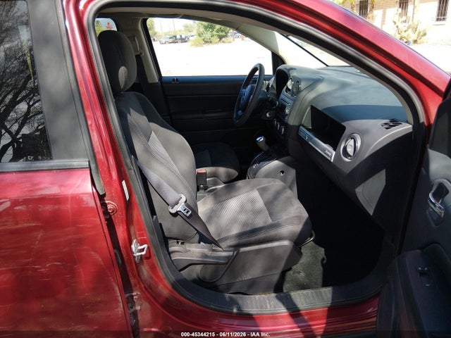 1C4NJCBA0GD525671 Jeep Compass Sport