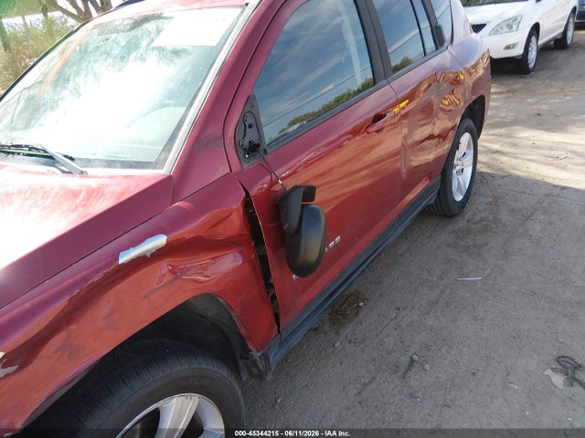 1C4NJCBA0GD525671 Jeep Compass Sport
