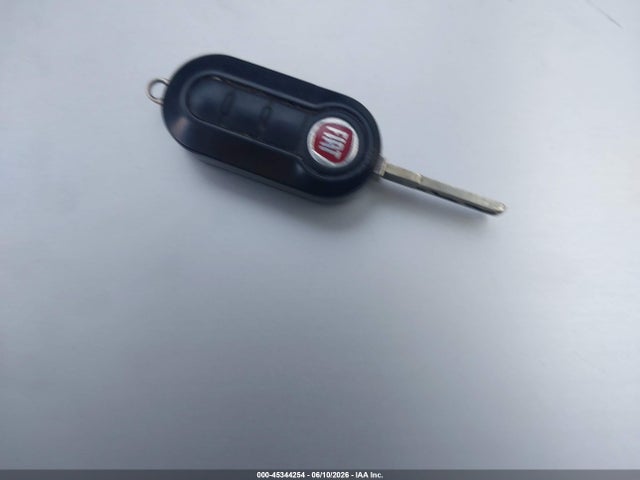 Fiat 500E BATTERY ELECTRIC 2017 3C3CFFGE1HT508822 Image 11