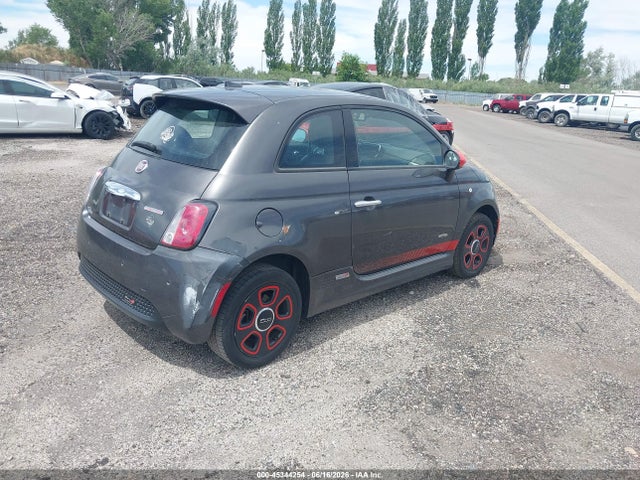 Fiat 500E BATTERY ELECTRIC 2017 3C3CFFGE1HT508822 Image 4
