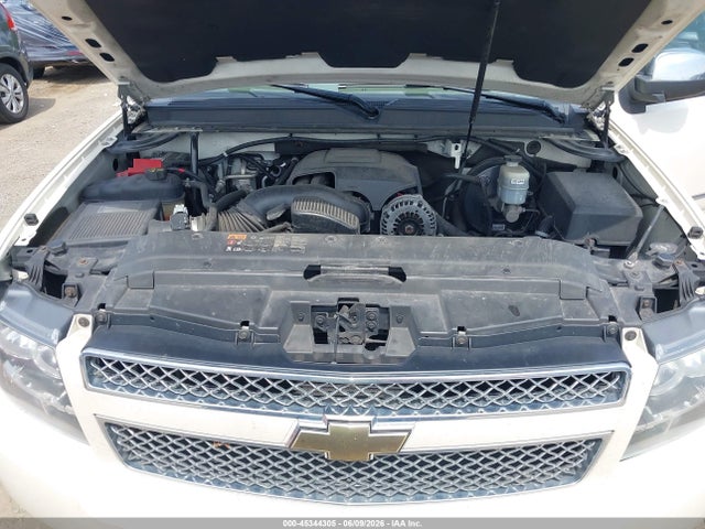 45344305 :رقم المزاد ، 1GNSKCE00BR399186 vin ، 2011 Chevrolet Tahoe Ltz مزاد بيع