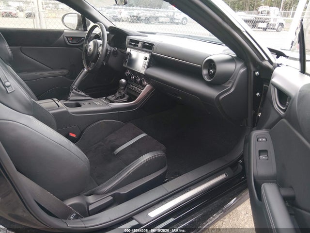45344306 :رقم المزاد ، JF1ZNBF14P8760101 vin ، 2023 Toyota Gr86 Premium مزاد بيع