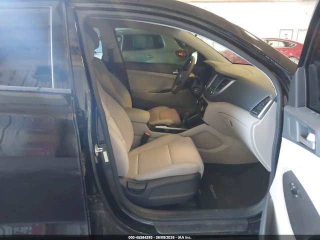 Hyundai TUCSON SE 2018 KM8J23A46JU659899 Image 5