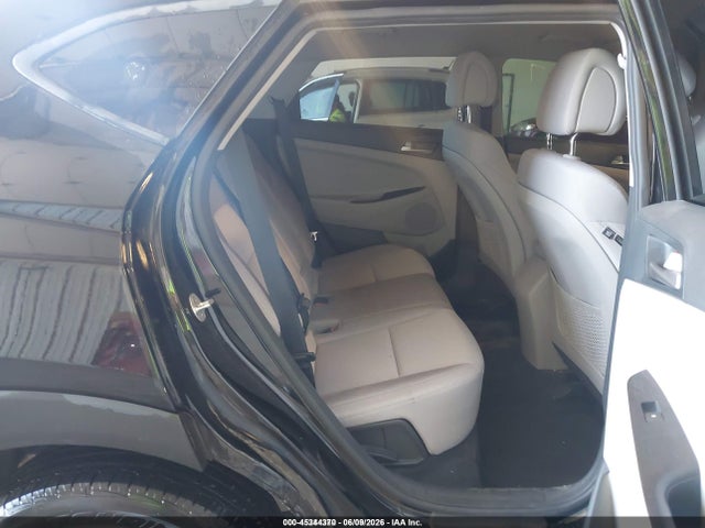 Hyundai TUCSON SE 2018 KM8J23A46JU659899 Image 8