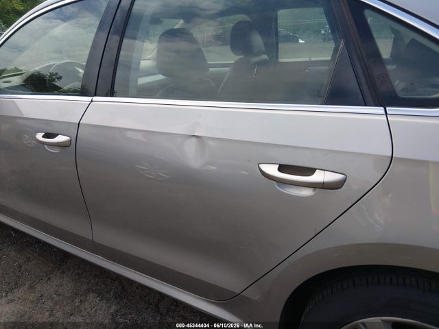 Aukcja sprzedaży 2013 Volkswagen Passat 2.5l Se, vin: 1VWBP7A31DC050302, numer aukcji: 45344404