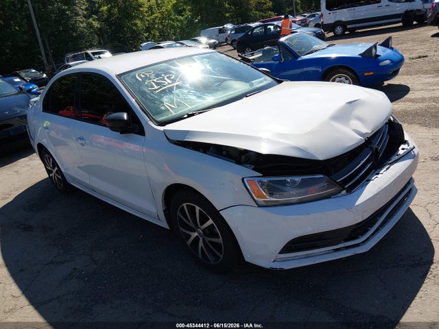 2016 Volkswagen Jetta 1.4t Se მანქანა იყიდება აუქციონზე, vin: 3VWD67AJ3GM373084, აუქციონის ნომერი: 45344412
