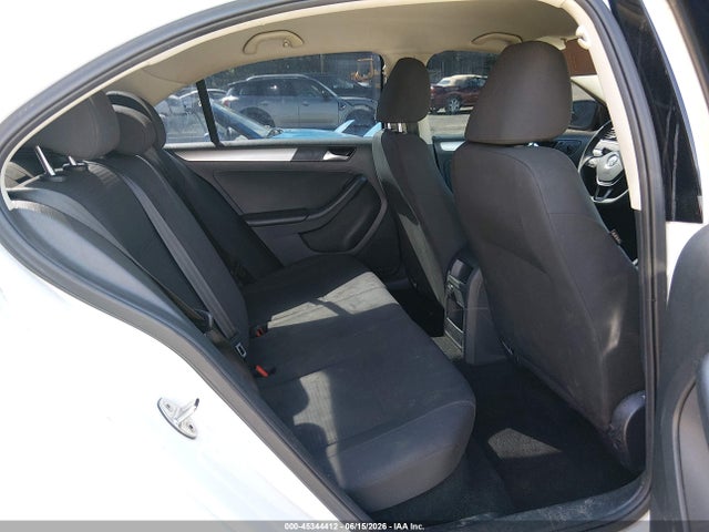 Продажа на аукционе авто 2016 Volkswagen Jetta 1.4t Se, vin: 3VWD67AJ3GM373084, номер лота: 45344412