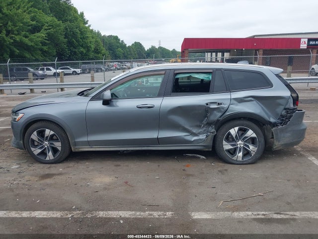 Auction sale of the 2020 Volvo V60 Cross Country T5, vin: YV4102WK1L1036980, lot number: 45344423