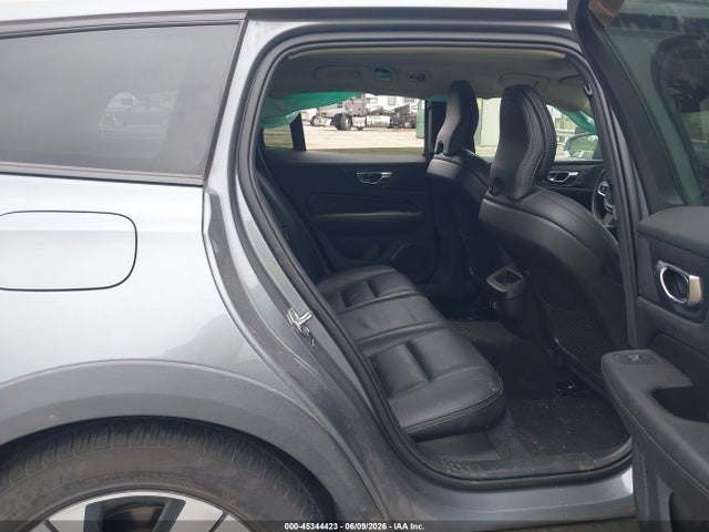 Продажа на аукционе авто 2020 Volvo V60 Cross Country T5, vin: YV4102WK1L1036980, номер лота: 45344423