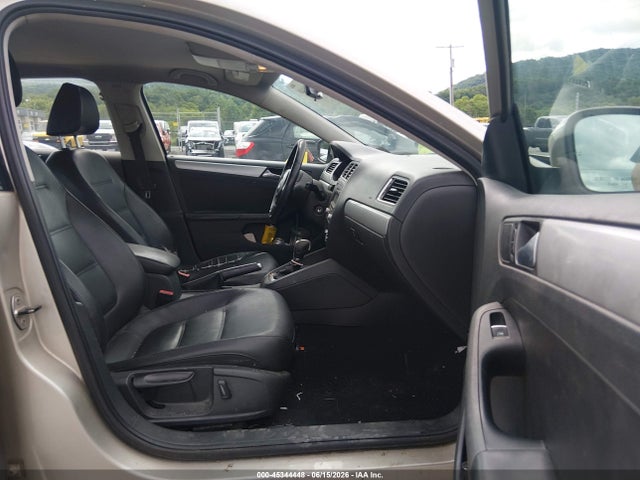45344448 :رقم المزاد ، 3VWDP7AJ5DM266028 vin ، 2013 Volkswagen Jetta 2.5l Se مزاد بيع