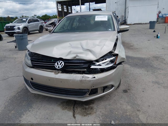 45344448 :رقم المزاد ، 3VWDP7AJ5DM266028 vin ، 2013 Volkswagen Jetta 2.5l Se مزاد بيع