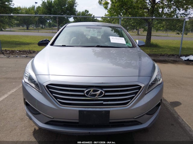 Hyundai SONATA SE 2016 5NPE24AF0GH369870 Image 12