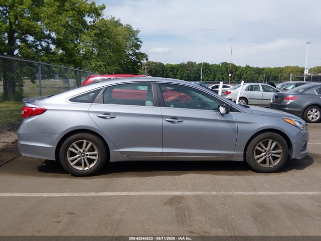 Hyundai SONATA SE 2016 5NPE24AF0GH369870 Image 13