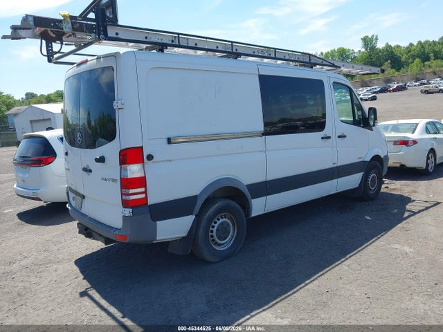 45344525 :رقم المزاد ، WD4PE7DC6F5983233 vin ، 2015 Mercedes-benz Sprinter 2500 Normal Roof مزاد بيع