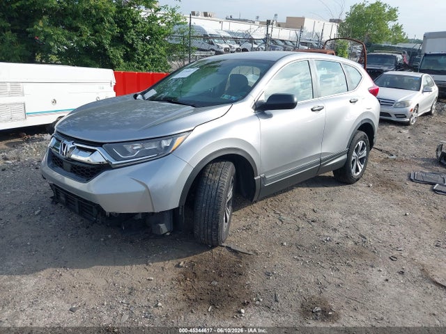 Honda CR-V LX 2019 2HKRW6H30KH214046 Image 2
