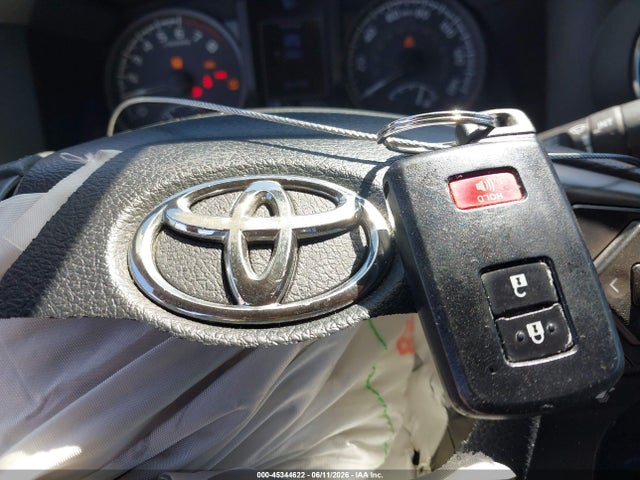 5TFSZ5AN6HX060759 Toyota Tacoma Trd Sport