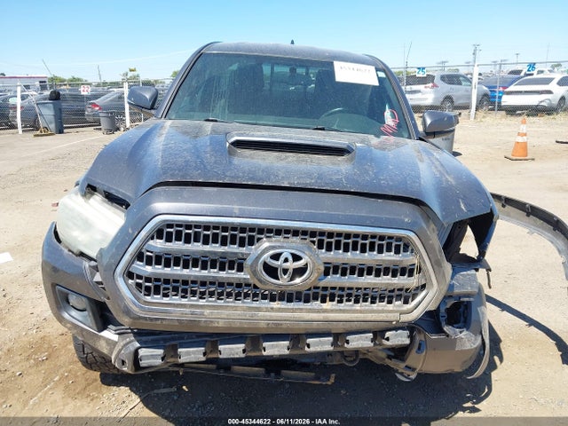 5TFSZ5AN6HX060759 Toyota Tacoma Trd Sport