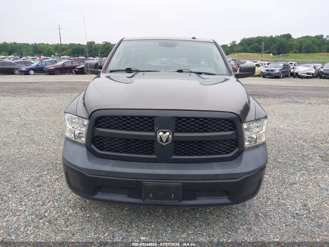 45344669 :رقم المزاد ، 3C6JR6DG4KG572148 vin ، 2019 Ram 1500 Classic Tradesman  4x2 8' Box مزاد بيع