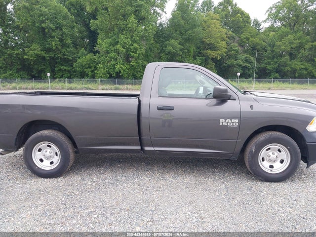 45344669 :رقم المزاد ، 3C6JR6DG4KG572148 vin ، 2019 Ram 1500 Classic Tradesman  4x2 8' Box مزاد بيع