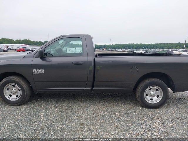 45344669 :رقم المزاد ، 3C6JR6DG4KG572148 vin ، 2019 Ram 1500 Classic Tradesman  4x2 8' Box مزاد بيع