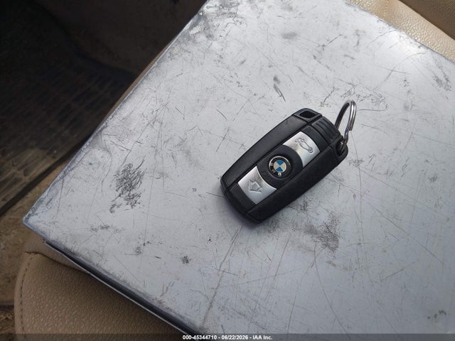 Продажа на аукционе авто 2013 Bmw X1 Xdrive28i, vin: WBAVL1C5XDVR89554, номер лота: 45344710
