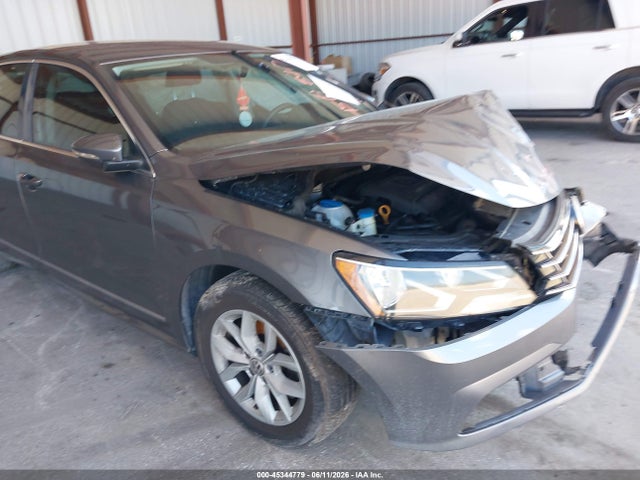 Aukcja sprzedaży 2017 Volkswagen Passat 1.8t S, vin: 1VWAT7A3XHC002407, numer aukcji: 45344779