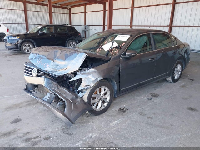 Aukcja sprzedaży 2017 Volkswagen Passat 1.8t S, vin: 1VWAT7A3XHC002407, numer aukcji: 45344779