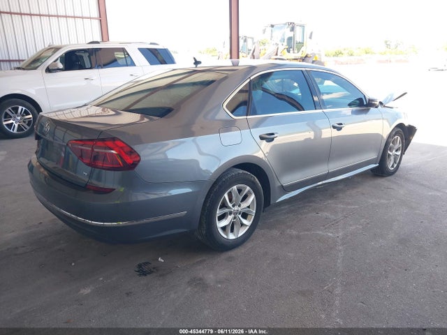 Aukcja sprzedaży 2017 Volkswagen Passat 1.8t S, vin: 1VWAT7A3XHC002407, numer aukcji: 45344779