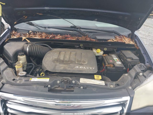 45344802 :رقم المزاد ، 2C4RC1BG5CR273539 vin ، 2012 Chrysler Town & Country Touring مزاد بيع