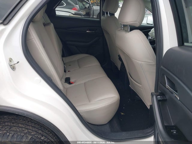45344805 :رقم المزاد ، 3MVDMBCL8MM301317 vin ، 2021 Mazda Cx-30 Preferred مزاد بيع